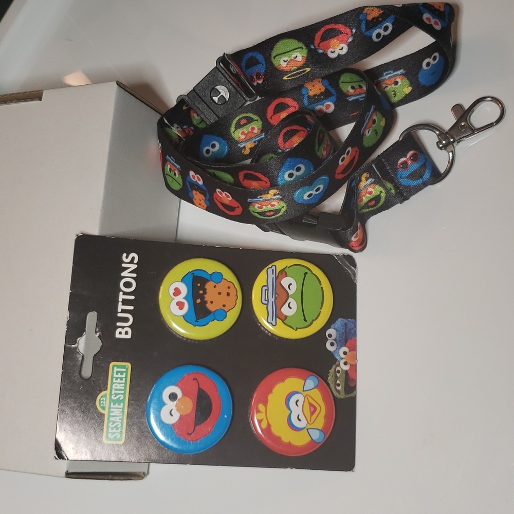 Sesame Street button lanyard set Elmo Cookie new